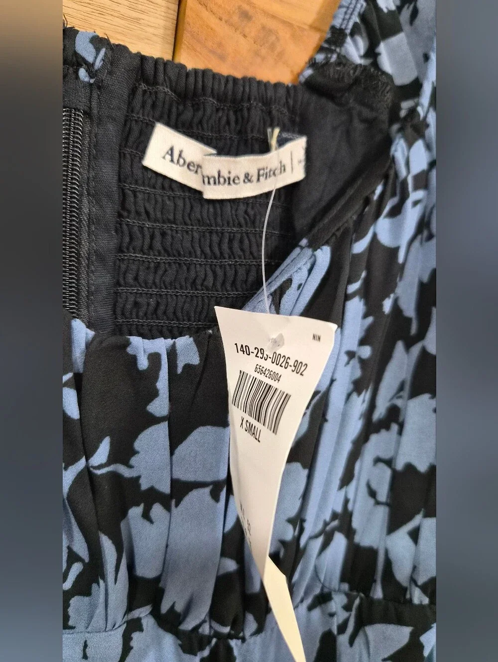 Abercrombie & Fitch square neckline
